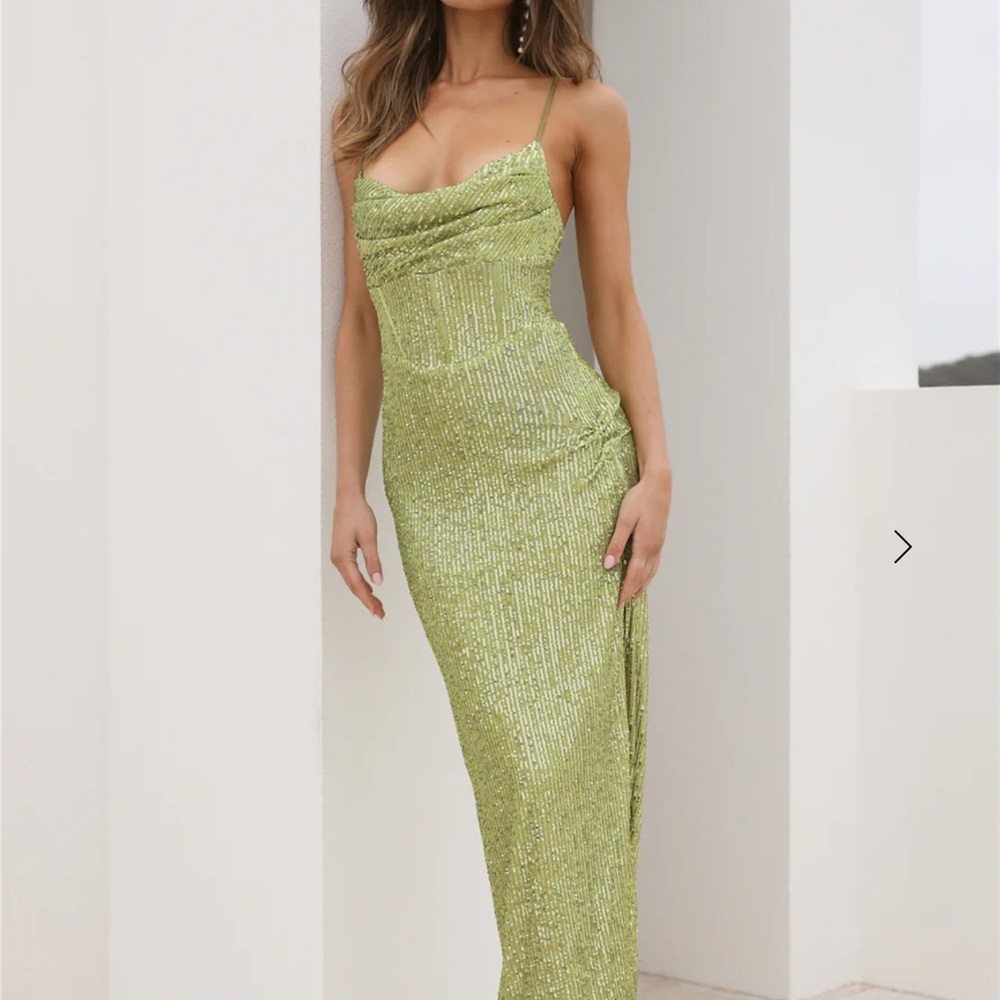 Elegant Green Evening Dress